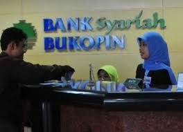  KARAKTER BISNIS, Perbankan Syariah Perlu Aturan Khusus